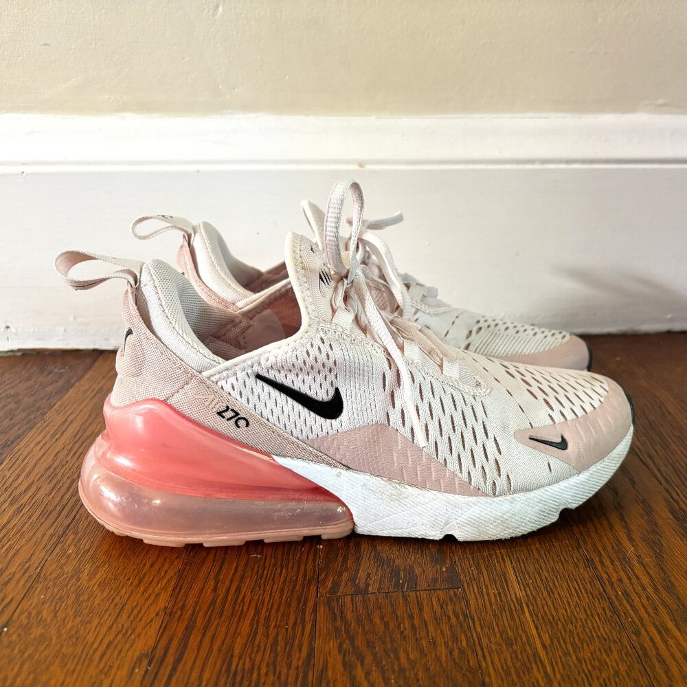 Women's Nike Air Max 270 Pink/Black size 7